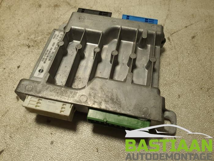 Usagé Module confort BMW Mini (R50/53) 1.6 16V One Prix € 74,95 Règlement à la marge proposé par Bastiaan Autodemontage