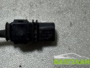 Lambda probe from a Opel Astra J Sports Tourer (PD8/PE8/PF8) 1.3 CDTI 16V ecoFlex 2011