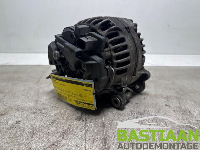 Dynamo d'un Volkswagen Passat Variant (365) 1.4 TSI 16V 2011