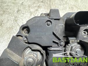 Dynamo från en Seat Ibiza IV (6J5) 1.6 16V 2008