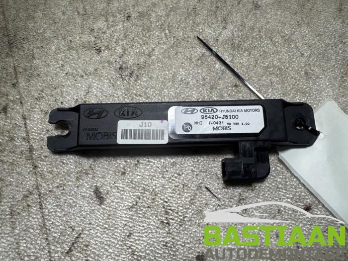 Używane Keyless Entry-Antena Kia Stinger (CK) 2.2 CRDi 16V Cena € 29,97 Procedura marży oferowane przez Bastiaan Autodemontage