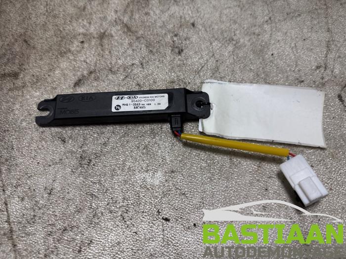 Używane Keyless Entry-Antena Kia Stinger (CK) 2.2 CRDi 16V Cena € 39,97 Procedura marży oferowane przez Bastiaan Autodemontage