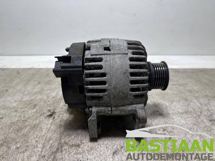 Begagnade Dynamo Volkswagen Golf Plus (5M1/1KP) 1.4 16V Pris € 39,97 Marginaltabell erbjuds av Bastiaan Autodemontage