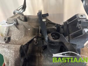 Manual De Serviços - Suzuki - GN 250 Intruder - 1991 - TOP MANUAIS Manual De Serviços - Suzuki - GN 250 Intruder - 1991 - TOP MANUAIS