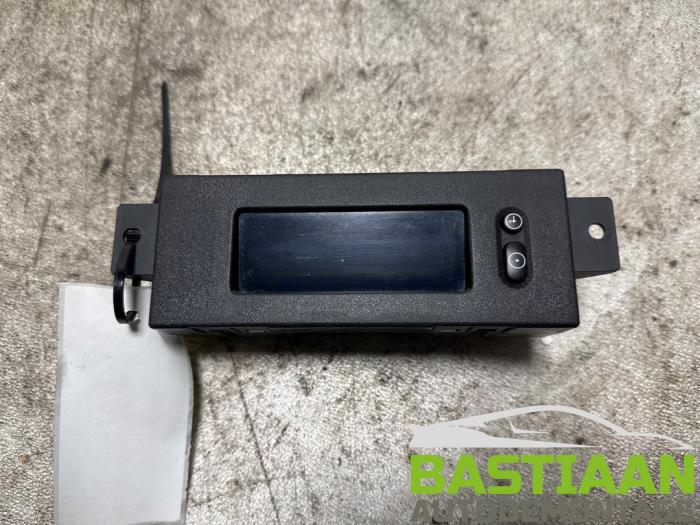 Begagnade Innerdisplay Opel Meriva (A) 1.6 Pris € 19,97 Marginaltabell erbjuds av Bastiaan Autodemontage