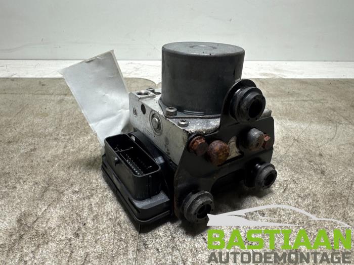 Begagnade ABS-pump Volkswagen Up! (121) 1.0 12V 75 Pris € 49,97 Marginaltabell erbjuds av Bastiaan Autodemontage