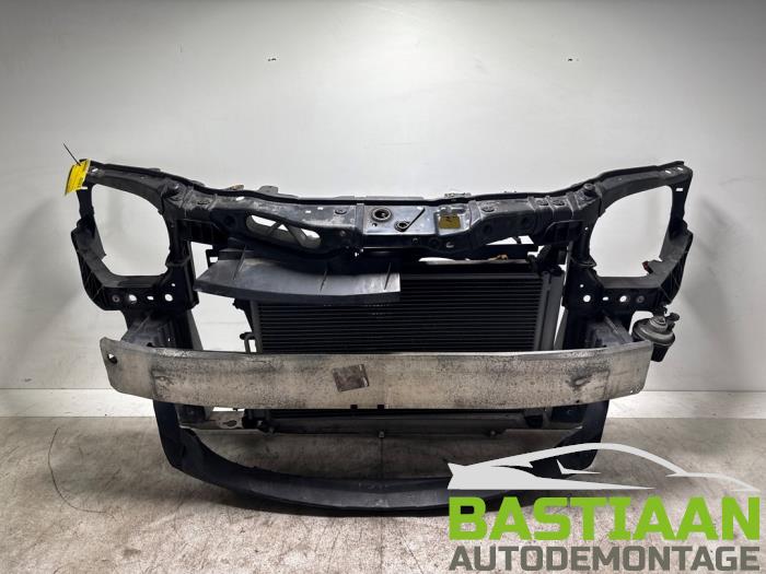 Begagnade Front Opel Corsa D 1.4 16V Twinport Pris € 149,97 Marginaltabell erbjuds av Bastiaan Autodemontage
