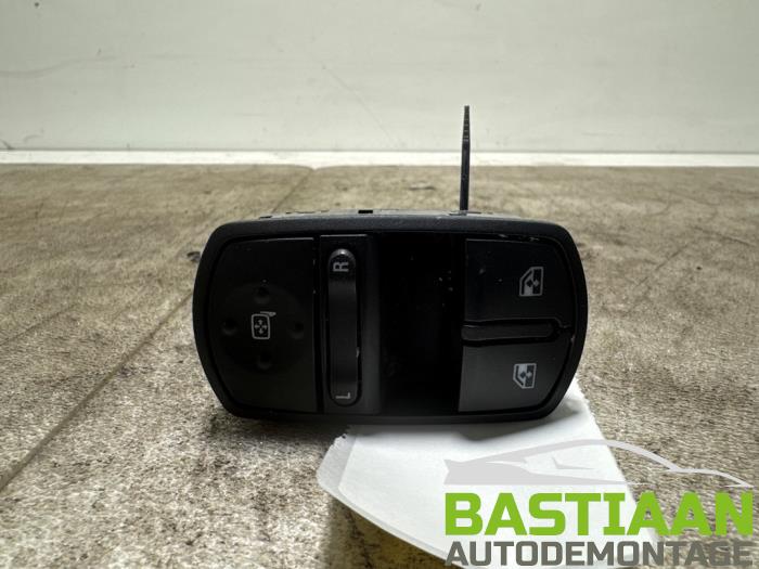 Usados Interruptor combinado de ventanillas Opel Corsa D 1.2 16V LPG Precio € 9,97 Norma de margen ofrecido por Bastiaan Autodemontage