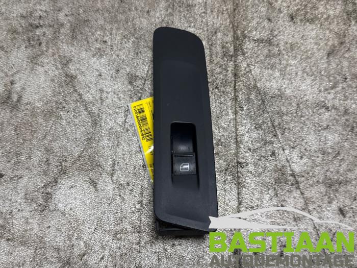 Usados Interruptor de ventanilla eléctrica Volkswagen Tiguan (5N1/2) 2.0 TDI 16V 4Motion Precio € 11,97 Norma de margen ofrecido por Bastiaan Autodemontage