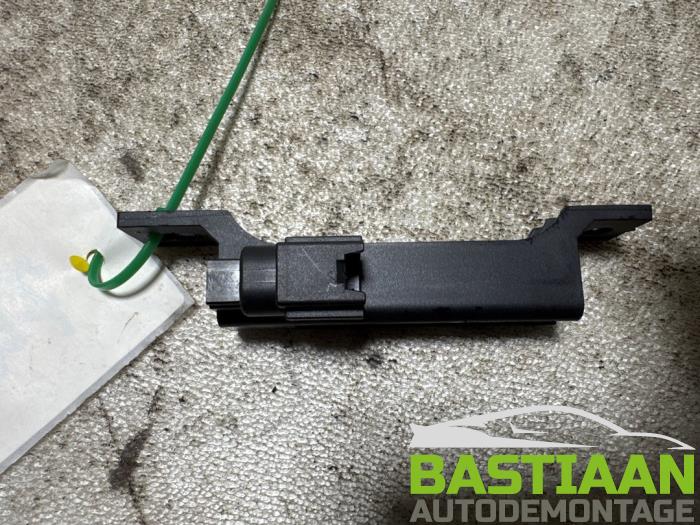 Używane Keyless Entry-Antena Nissan Qashqai (J11) 1.2 DIG-T 16V Cena € 19,97 Procedura marży oferowane przez Bastiaan Autodemontage