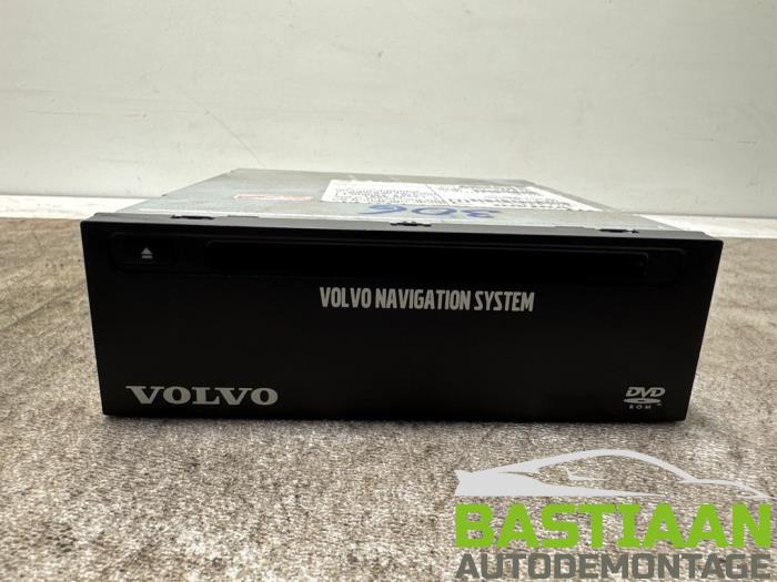 Usagé Module navigation Volvo V70 (SW) 2.4 D5 20V Prix € 99,97 Règlement à la marge proposé par Bastiaan Autodemontage