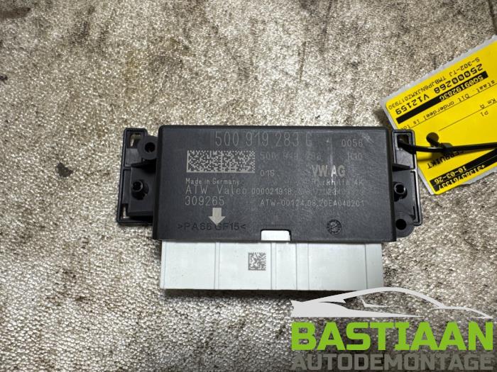 Begagnade PDC-modul Skoda Fabia III Combi (NJ5) 1.0 TSI 12V Pris € 49,97 Marginaltabell erbjuds av Bastiaan Autodemontage