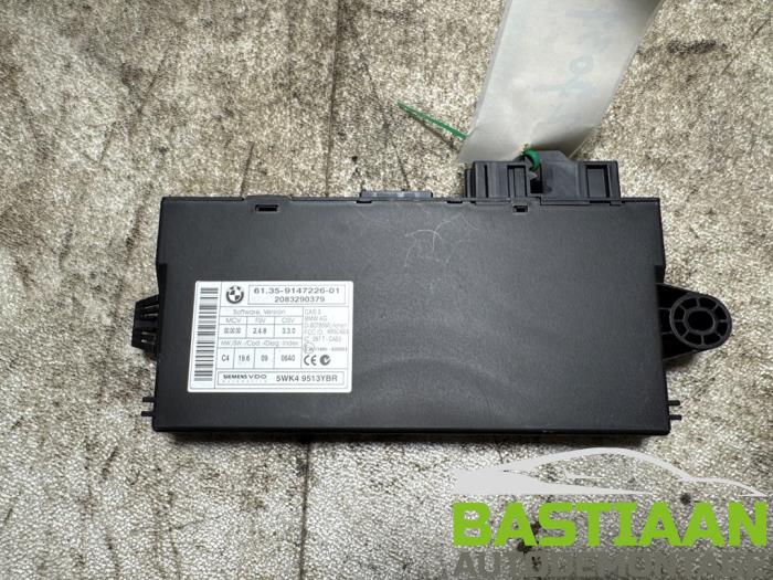 Używane Modul Comfort BMW 3 serie Touring (E91) 318i 16V Cena € 49,97 Procedura marży oferowane przez Bastiaan Autodemontage