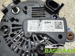 Dynamo från en Skoda Fabia III Combi (NJ5) 1.0 TSI 12V 2020