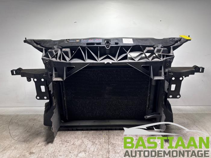 Używane Panel przedni Seat Altea (5P1) 2.0 FSI 16V Cena € 174,97 Procedura marży oferowane przez Bastiaan Autodemontage