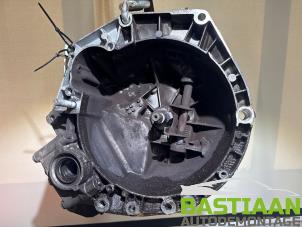 Getriebe van een Fiat 500 (312) 1.2 2009