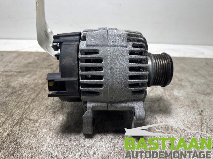 Begagnade Dynamo Skoda Fabia II Combi 1.6 TDI 16V 105 Pris € 34,97 Marginaltabell erbjuds av Bastiaan Autodemontage