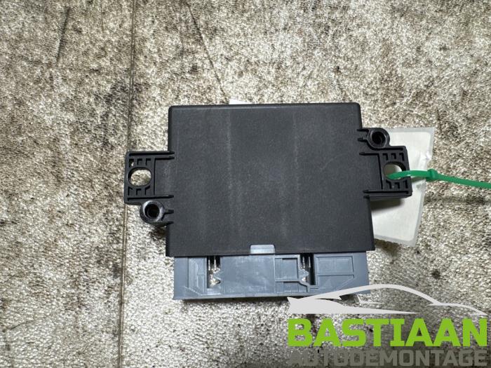 Begagnade PDC-modul Mercedes CLA (117.3) 1.6 CLA-180 16V Pris € 29,97 Marginaltabell erbjuds av Bastiaan Autodemontage