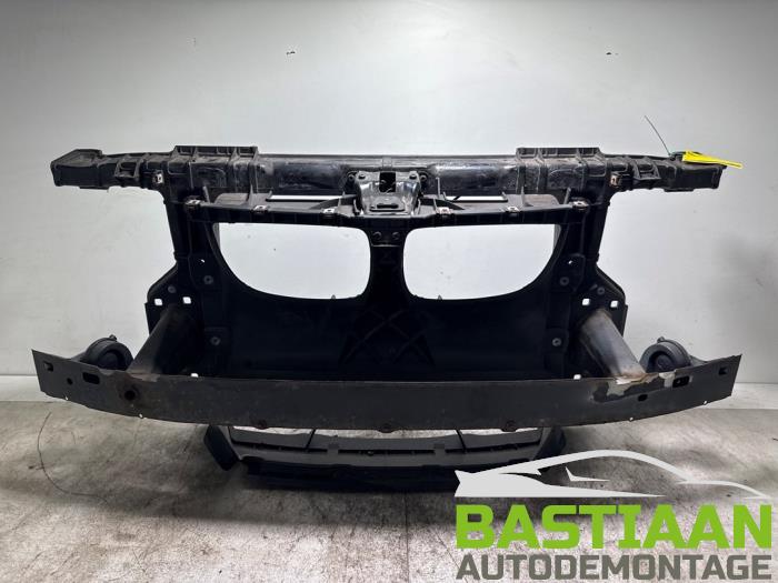 Begagnade Front BMW 1 serie (E87/87N) 118d 16V Pris € 99,97 Marginaltabell erbjuds av Bastiaan Autodemontage