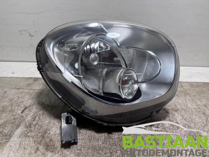 Używane Reflektor prawy Mini Countryman (R60) 1.6 Cooper D Cena € 149,97 Procedura marży oferowane przez Bastiaan Autodemontage