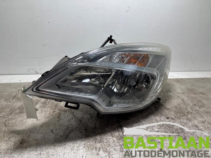 Używane Reflektor lewy Opel Meriva (B) 1.4 Turbo 16V ecoFLEX Cena € 149,97 Procedura marży oferowane przez Bastiaan Autodemontage