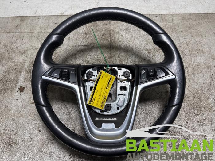 Begagnade Ratt Opel Meriva (B) 1.4 Turbo 16V ecoFLEX Pris € 99,97 Marginaltabell erbjuds av Bastiaan Autodemontage