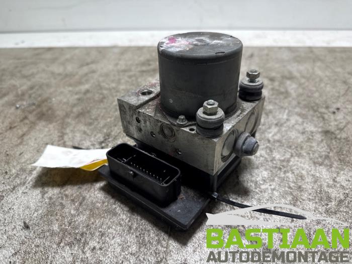 Usagé Pompe ABS Opel Meriva (B) 1.4 Turbo 16V ecoFLEX Prix sur demande proposé par Bastiaan Autodemontage