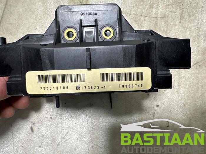 Begagnade Rattstångmodul Volvo S40 (MS) 1.8 16V Pris € 34,97 Marginaltabell erbjuds av Bastiaan Autodemontage
