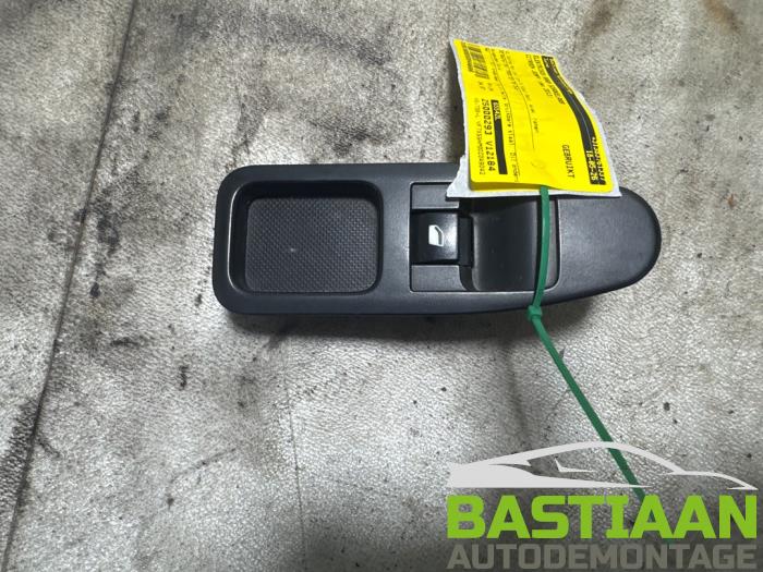 Usados Interruptor de ventanilla eléctrica Citroen Jumpy (G9) 1.6 HDI Precio € 34,97 Norma de margen ofrecido por Bastiaan Autodemontage