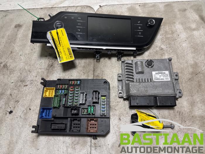 Used Ignition lock + computer Citroen C4 Grand Picasso (3A) 2.0 Blue HDI 150 Price on request offered by Bastiaan Autodemontage