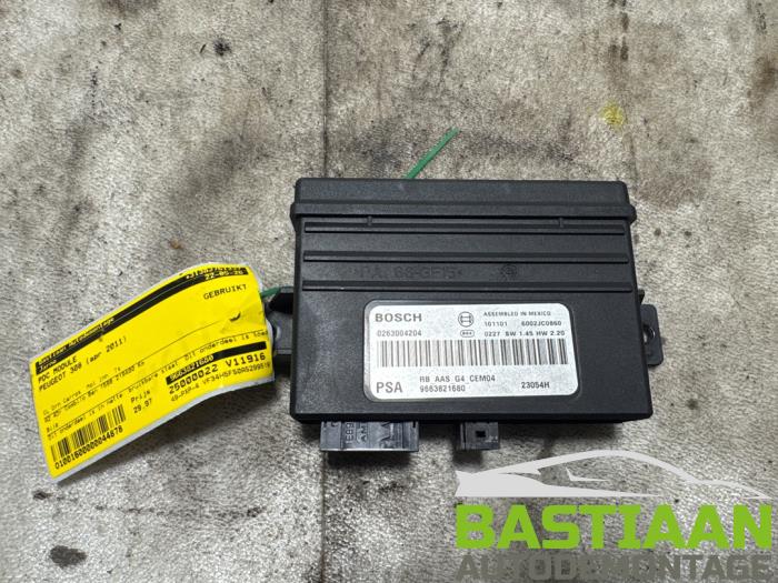 Begagnade PDC-modul Peugeot 308 SW (4E/H) 1.6 VTI 16V Pris € 29,97 Marginaltabell erbjuds av Bastiaan Autodemontage