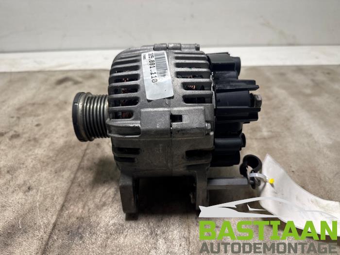 Begagnade Dynamo Skoda Roomster (5J) 1.2 TSI Pris € 49,97 Marginaltabell erbjuds av Bastiaan Autodemontage