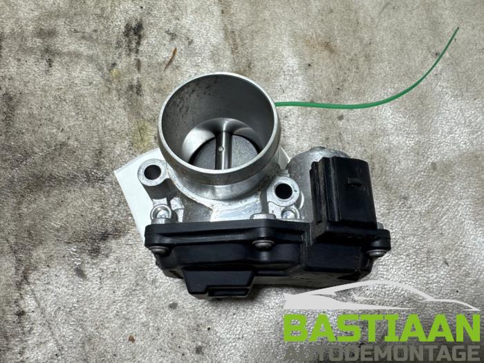 Usagé Boîtier accélérateur Ford Fiesta 7 1.0 EcoBoost 12V 100 Prix € 49,97 Règlement à la marge proposé par Bastiaan Autodemontage