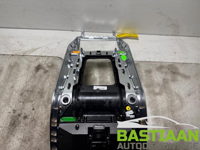 Commande ordinateur de bord d'un Volvo V70 (BW) 2.0 D3 20V 2012