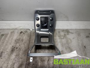 Commande ordinateur de bord d'un Volvo V70 (BW) 2.0 D3 20V 2012