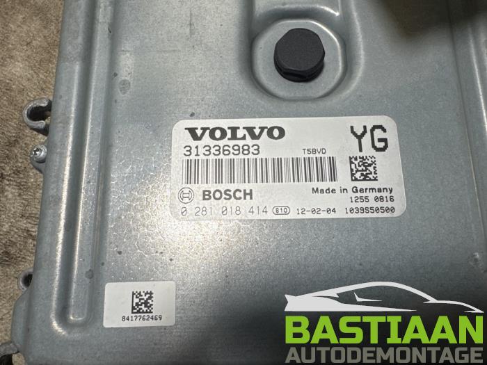 Engine management computer from a Volvo V70 (BW) 2.0 D3 20V 2012