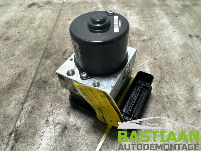 Usagé Bloc ABS BMW 1 serie (E87/87N) 116i 1.6 16V Prix € 59,97 Règlement à la marge proposé par Bastiaan Autodemontage