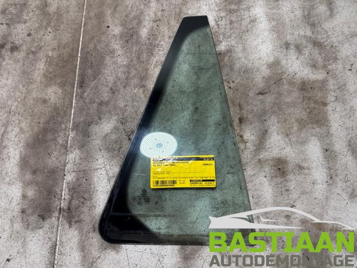 Usados Ventanilla triangular derecha detrás Volkswagen Golf V Variant (1K5) 1.4 TSI 122 16V Precio € 74,97 Norma de margen ofrecido por Bastiaan Autodemontage