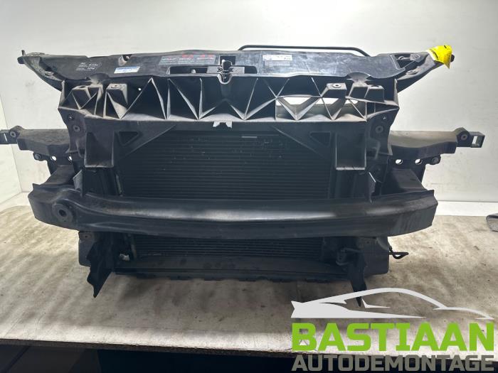 Używane Panel przedni Seat Altea (5P1) 1.6 Cena € 174,97 Procedura marży oferowane przez Bastiaan Autodemontage