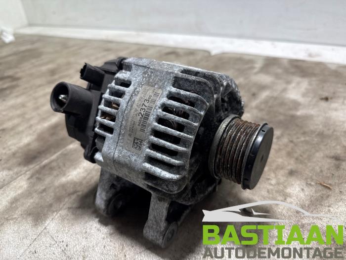 Dynamo van een Peugeot 208 I (CA/CC/CK/CL) 1.2 Vti 12V PureTech 82 2012