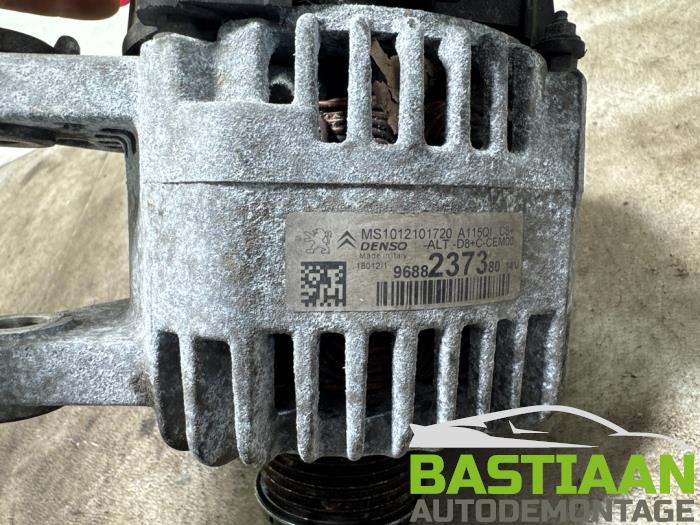 Dynamo van een Peugeot 208 I (CA/CC/CK/CL) 1.2 Vti 12V PureTech 82 2012