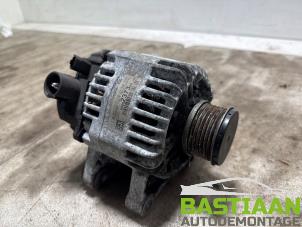 Dynamo van een Peugeot 208 I (CA/CC/CK/CL) 1.2 Vti 12V PureTech 82 2012