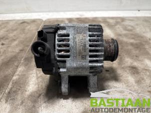 Dynamo van een Peugeot 208 I (CA/CC/CK/CL) 1.2 Vti 12V PureTech 82 2012