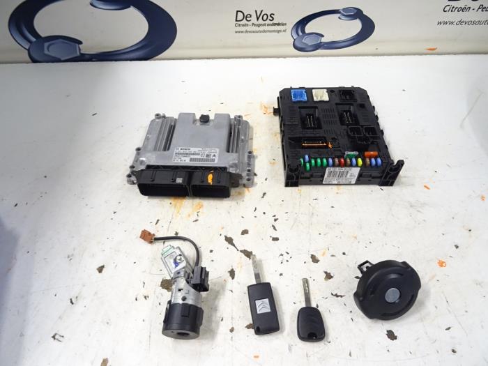 Used Engine management computer Citroen Berlingo Price € 350,00 Margin scheme offered by De Vos Onderdelen