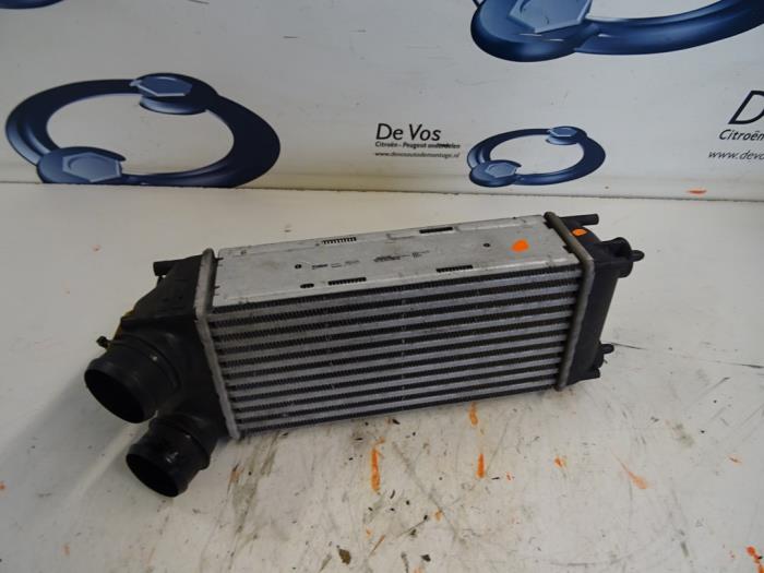Usagé Intercooler Peugeot 308 Prix € 80,00 Règlement à la marge proposé par De Vos Onderdelen