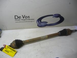 Used Front drive shaft, right Peugeot 1007 (KM) 1.4 Price € 55,00 Margin scheme offered by De Vos Autodemontagebedrijf
