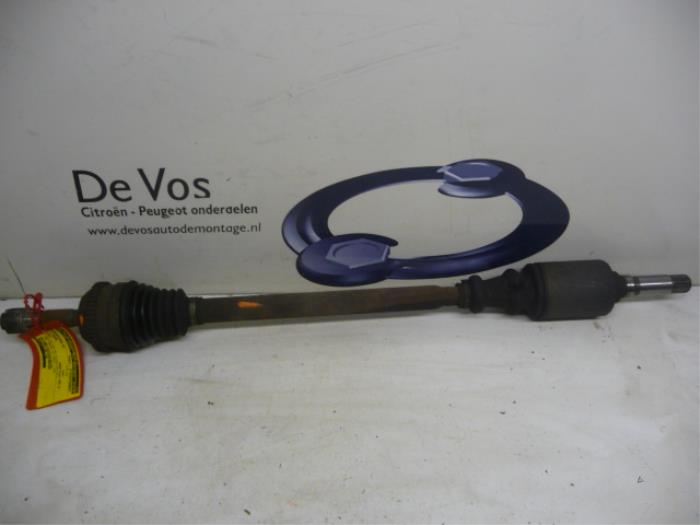 Front drive shaft, right from a Citroën Saxo 1.1i X,SX 1999