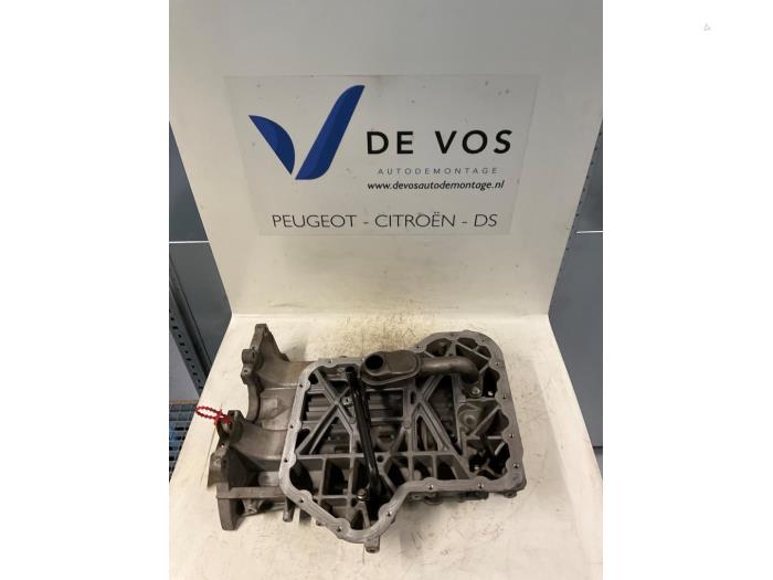 Gebrauchte Ölwanne Peugeot 607 (9D/U) 2.7 HDi V6 24V Preis € 115,00 Margenregelung angeboten von De Vos Onderdelen