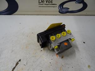 Gebrauchte ABS Pumpe Citroen C3 Preis € 250,00 Margenregelung angeboten von De Vos Autodemontagebedrijf