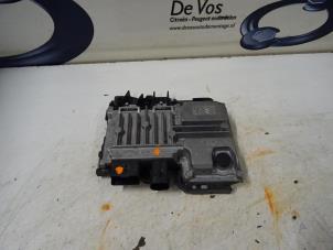 Used Start/Stop computer Peugeot 2008 (CU) 1.2 Vti 12V PureTech 82 Price € 115,00 Margin scheme offered by De Vos Onderdelen